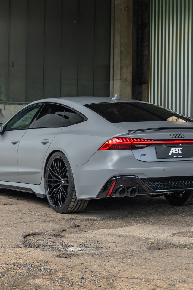 Вид сзади на автомобиль ABT RS7-S 2024 года