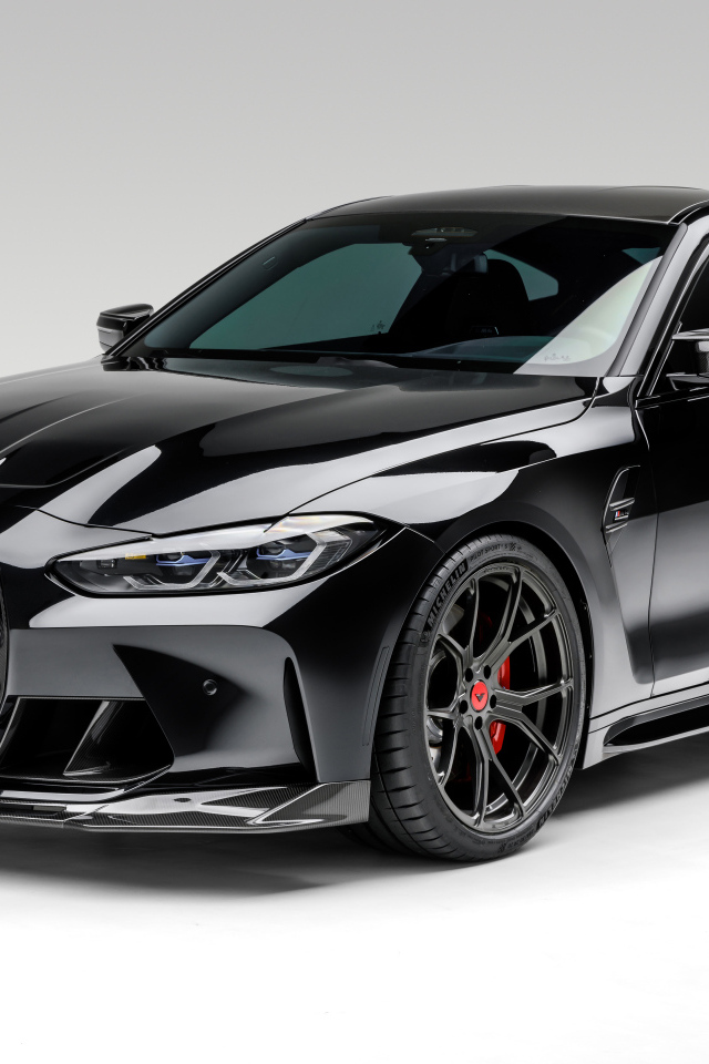 Черный автомобиль Vorsteiner BMW M4 VRS Carbon Aero Program