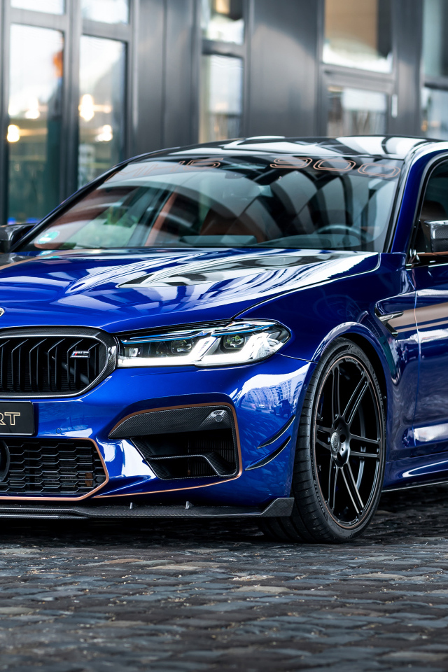 Синий автомобиль BMW M5 Manhart MH5 900 Limited