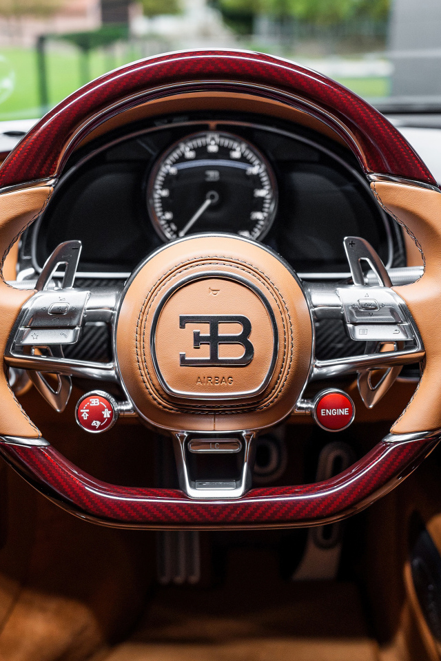 Стильный салон автомобиля Bugatti Chiron