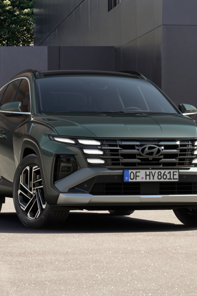 Автомобиль  Hyundai Tucson Plug-In Hybrid 2024 года