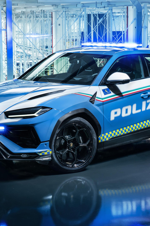 Автомобиль Lamborghini Urus Performante Polizia