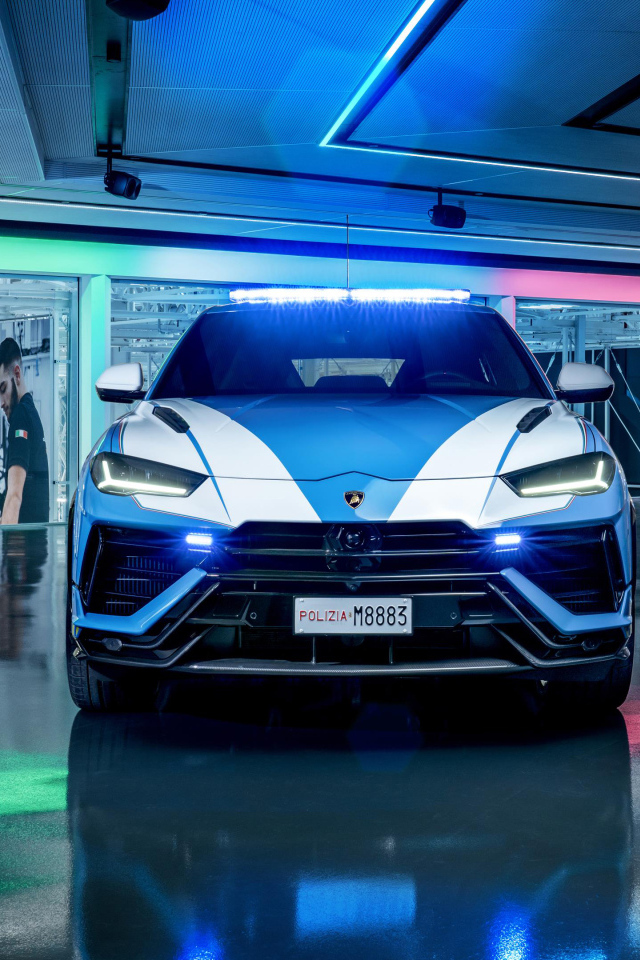Внедорожник Lamborghini Urus Performante Polizia