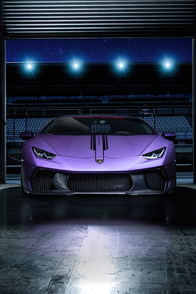 Автомобиль Vorsteiner Lamborghini Huracán Novara в здании