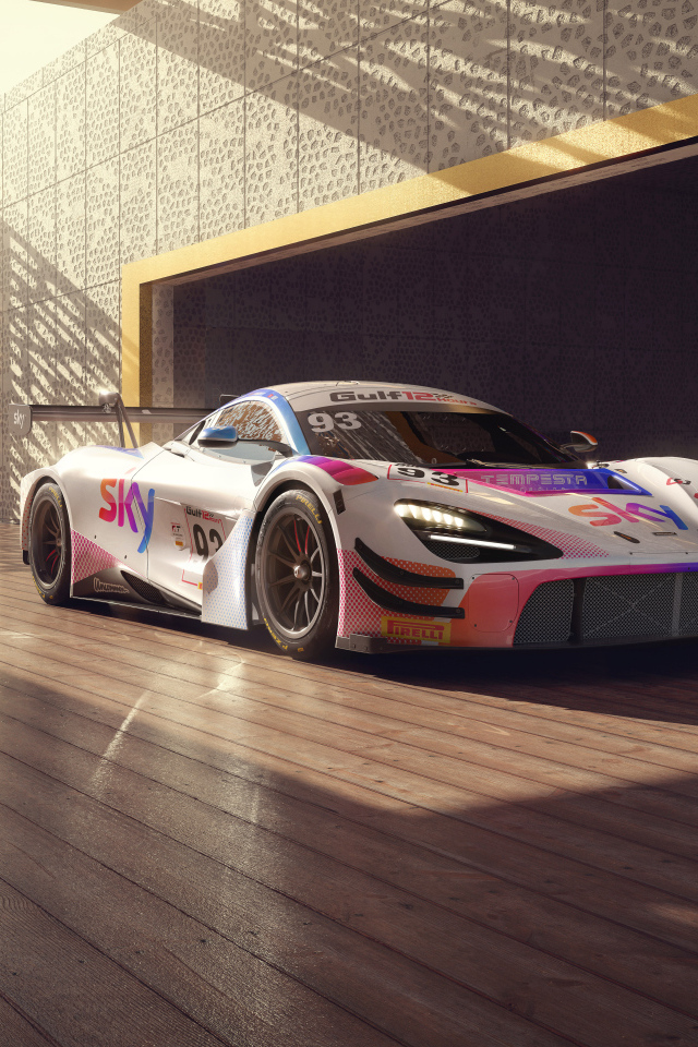 Гоночный автомобиль McLaren 720S GT3 EVO в здании