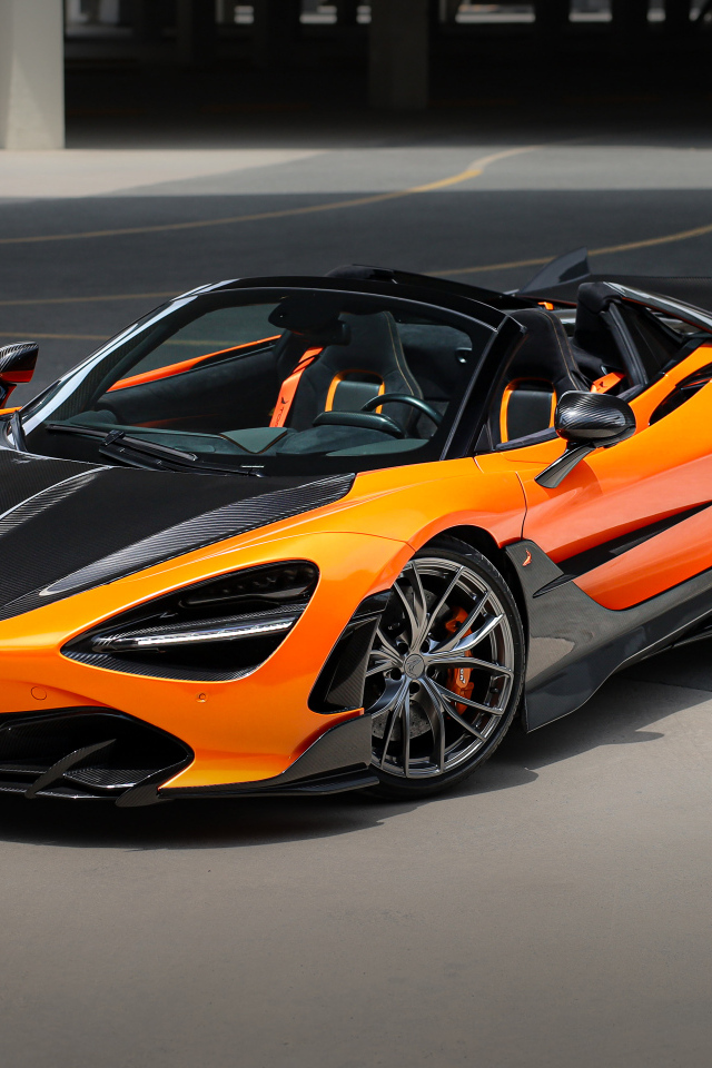 Оранжевый автомобиль TopCar McLaren 720S Spider Fury
