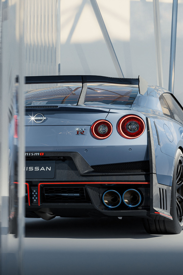 Вид сзади на автомобиль Nissan GT-R Nismo