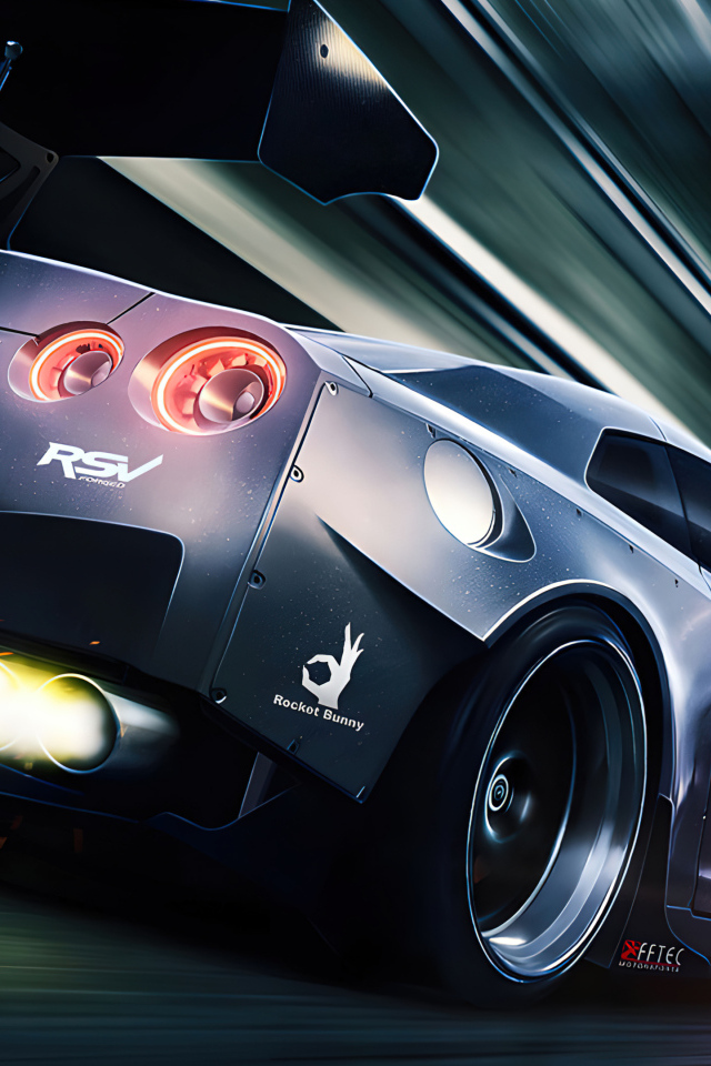 Вид сзади на автомобиль Nissan GTR R35