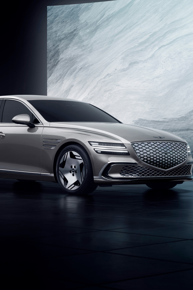 Серый автомобиль Genesis Electrified G80 2024 года