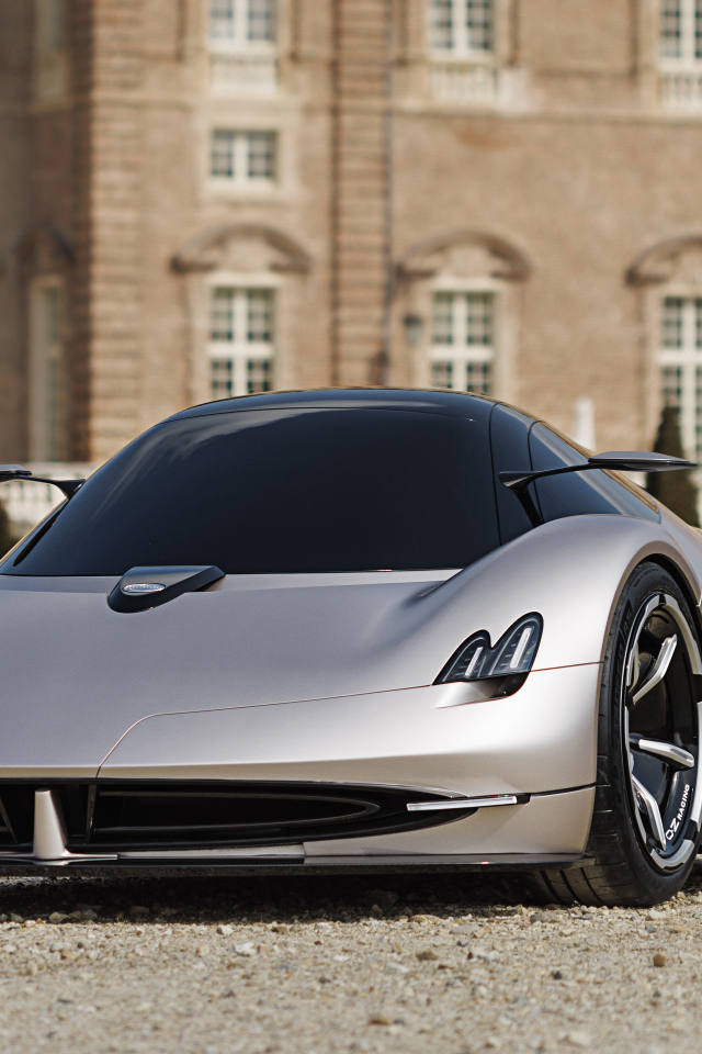 Серебристый дорогой автомобиль Pagani Alisea By IED 2024 года