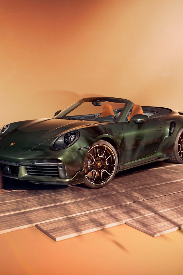 Автомобиль кабриолет Porsche 911 Turbo S