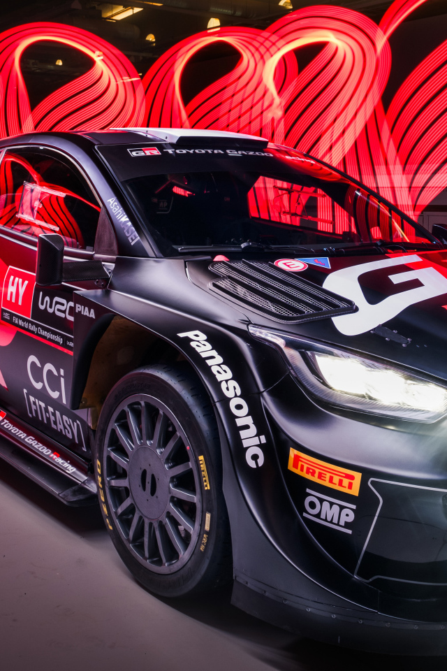 Спортивный автомобиль Toyota GR Yaris Rally1 Hybrid 2024 года