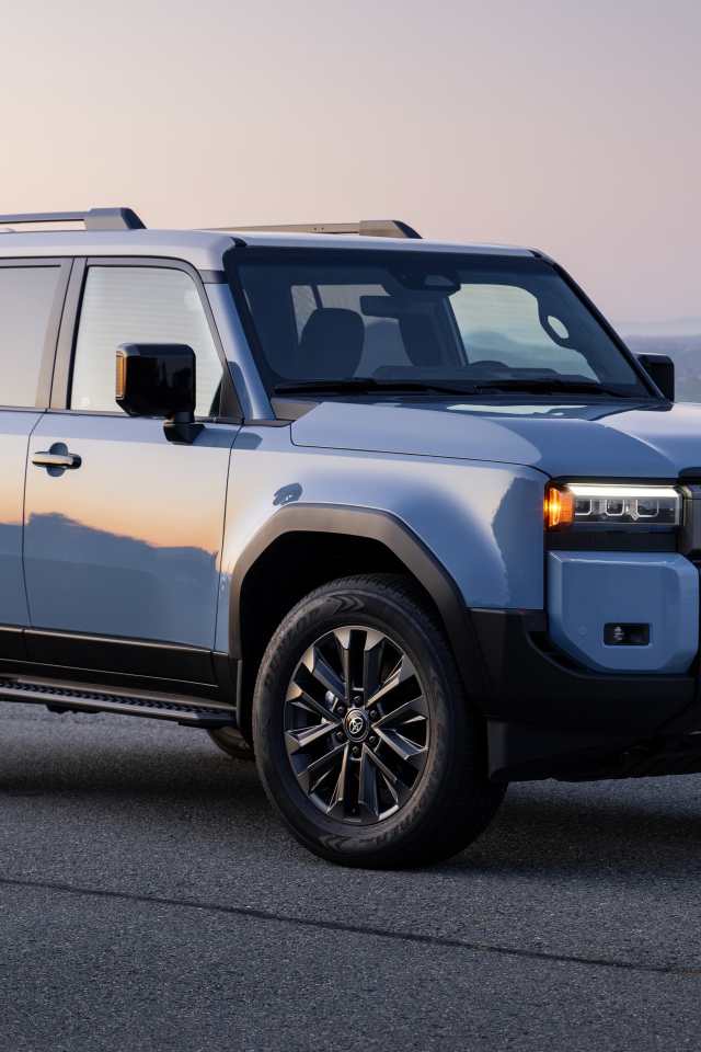 Внедорожник Toyota Land Cruiser 2024 года