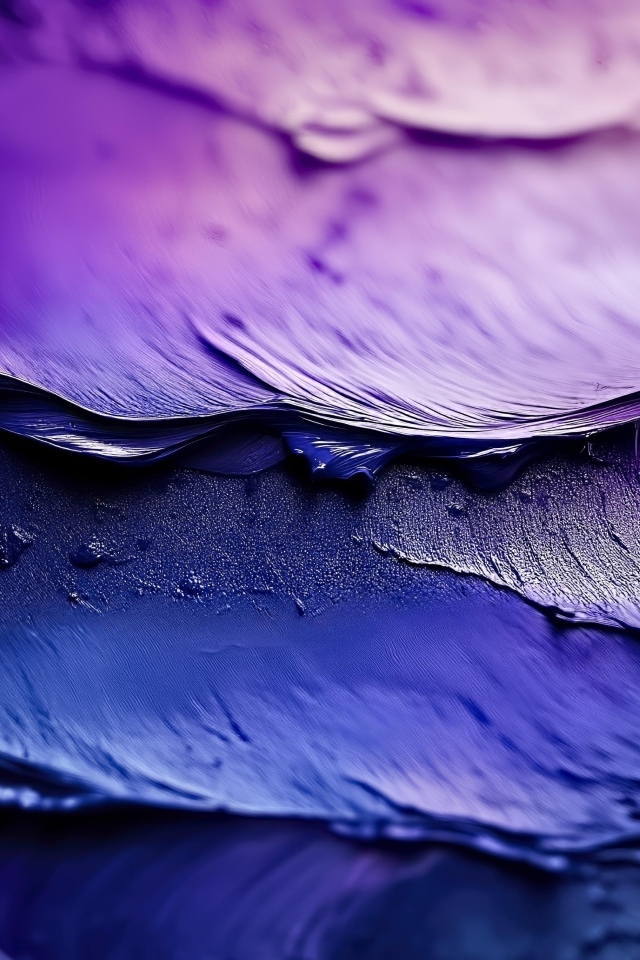 Мазки черной краски крупным планом