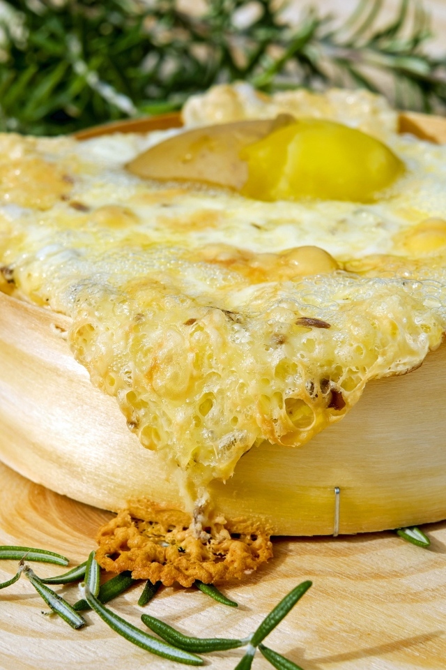 Картофель запеченный с сыром