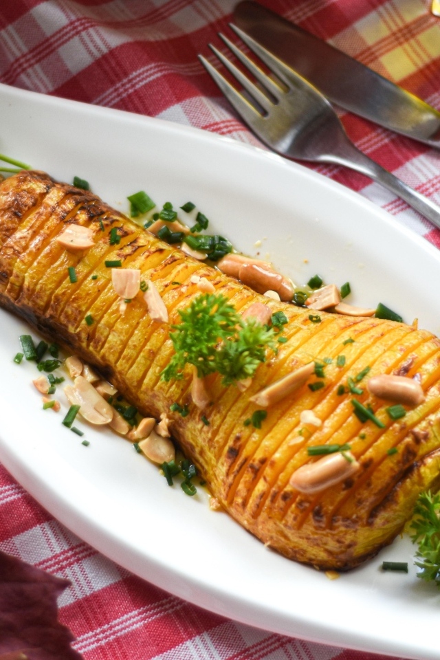 Тыква запеченная с орехами