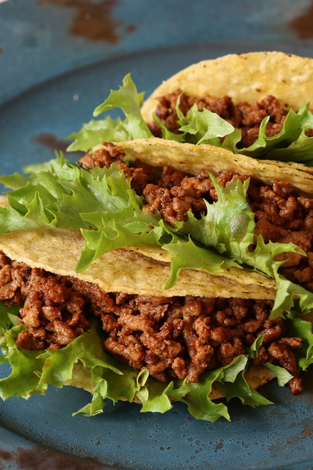 Мексиканское блюдо тако в лепешке