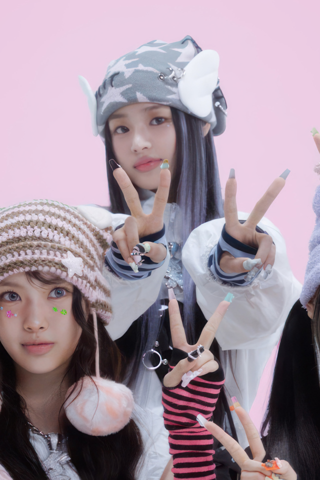 Девушки из коллаборации PUBG x NewJeans