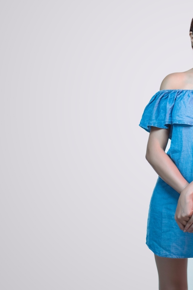 Красивая девушка индийская модель Рошмитха Харимурти