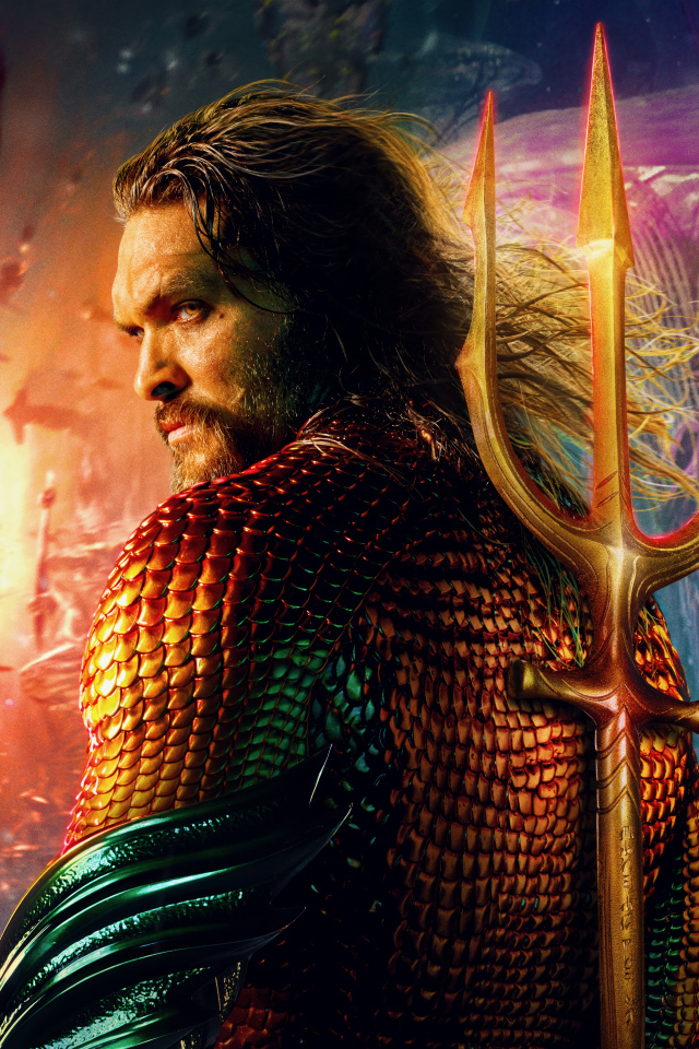 Персонаж фильма Аквамен с трезубцем