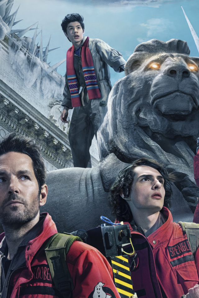 Главные герои фильма Охотники за привидениями: Леденящий ужас, крупным планом