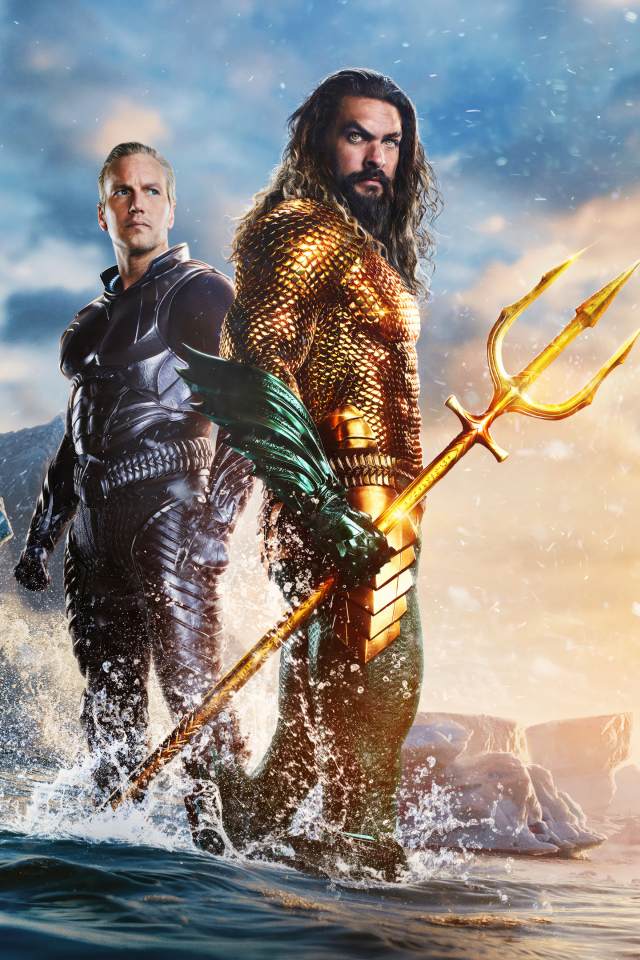 Два персонажа фильма Аквамен в воде