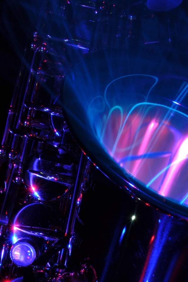 Неоновые волны вырываются из саксофона