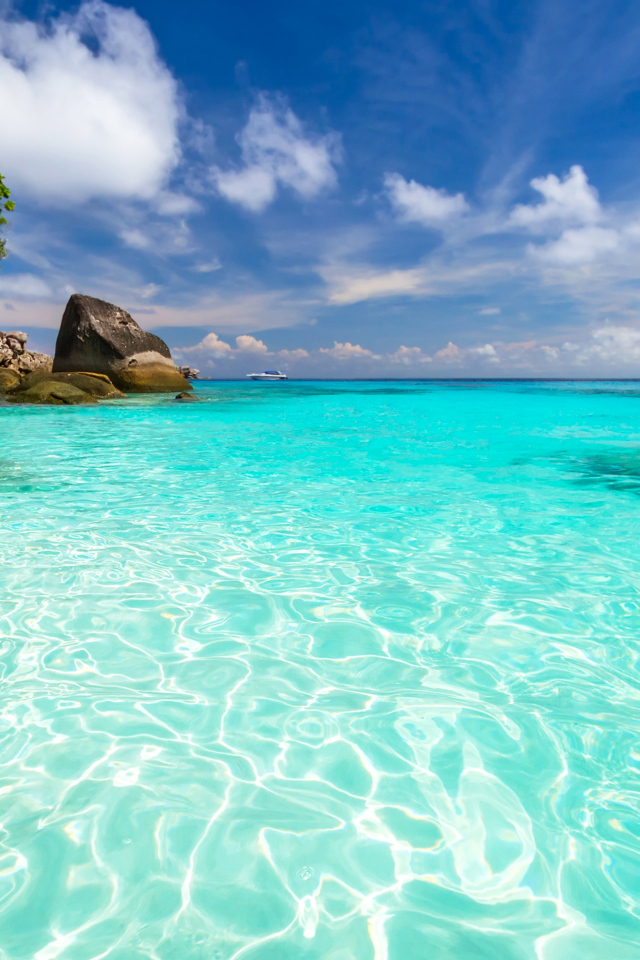 Голубая вода океана в тропиках, Таиланд