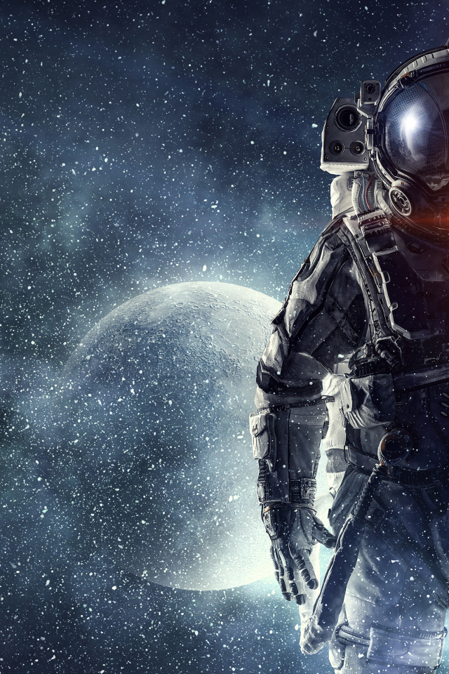 Астронавт в костюме на фоне луны