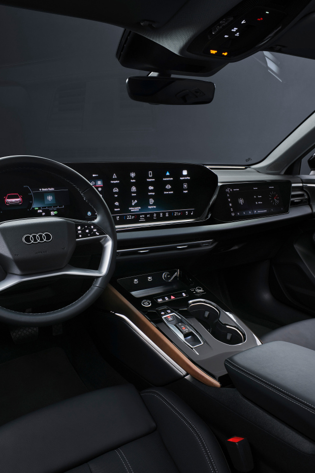 Черный кожаный салон автомобиля Audi A5 Avant TFSI quattro S line 2024 года