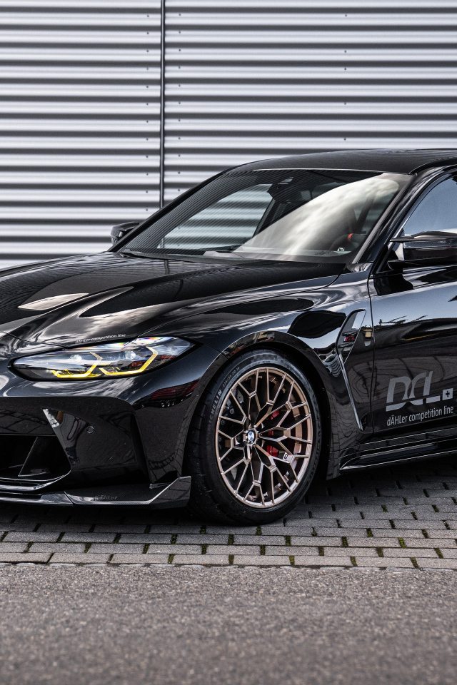 Черный автомобиль Dahler BMW M3 CS