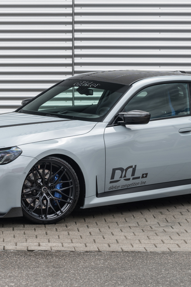 Автомобиль dAHLer BMW M2 Competition line 2024 года у гаража