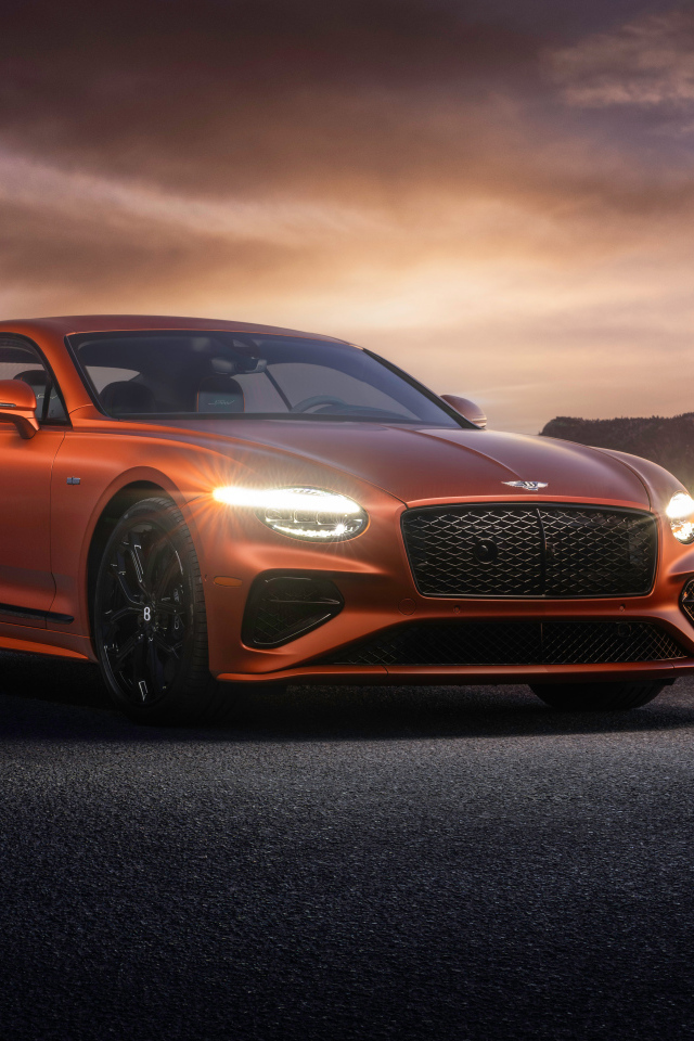 Автомобиль Bentley Continental GT Speed 2025 года