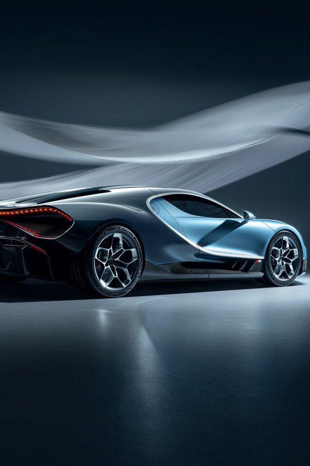 Презентация нового автомобиля Bugatti Tourbillon 2024 года