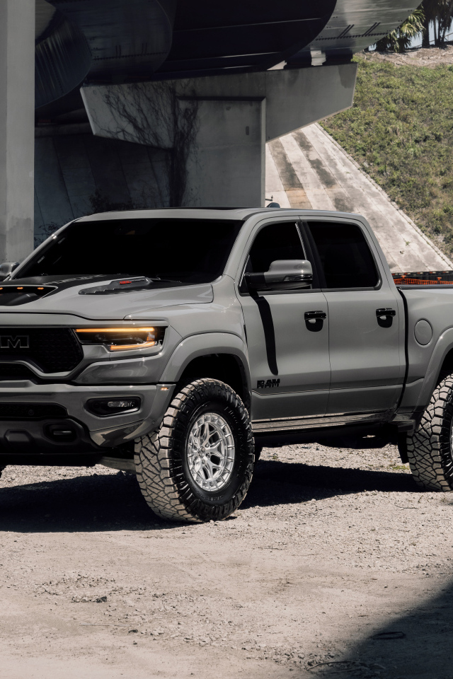 Пикап RAM 1500 TRX