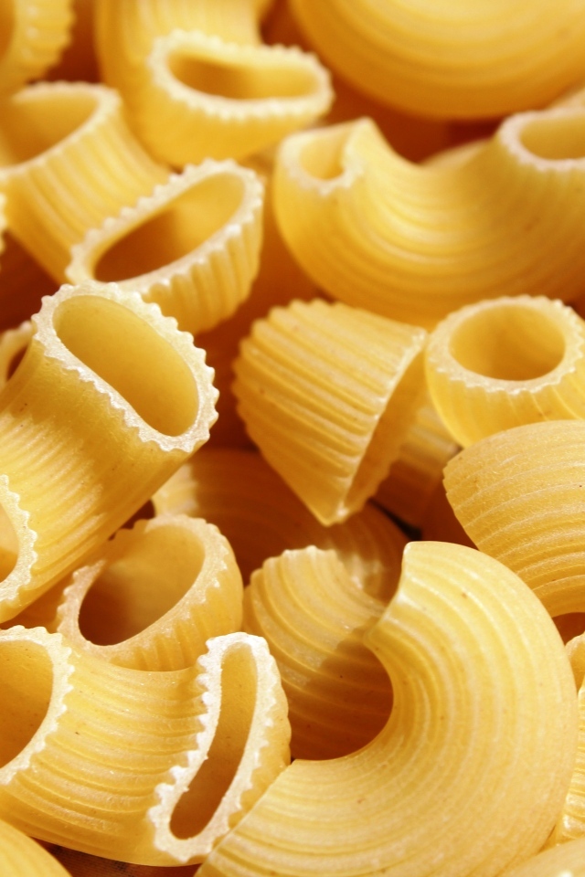 Большие макаронные изделия крупным планом