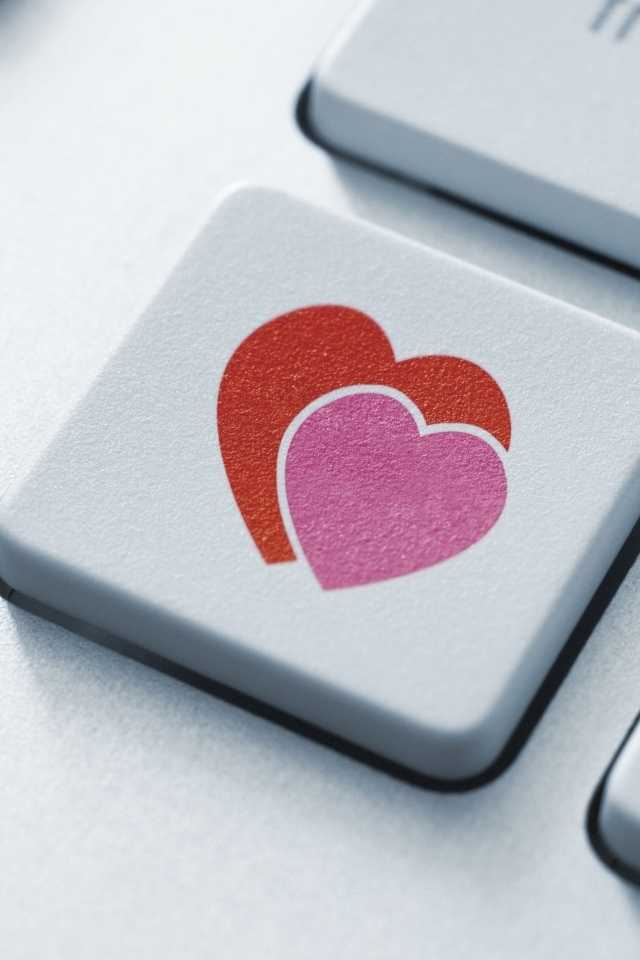 Кнопка клавиатуры с сердечками