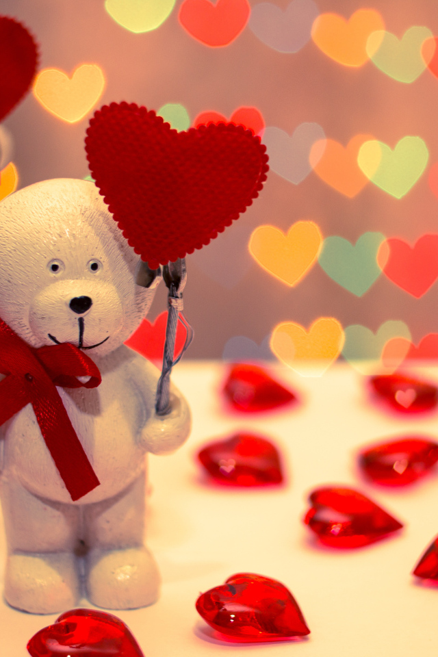 Статуэтки мишки с красными сердечками