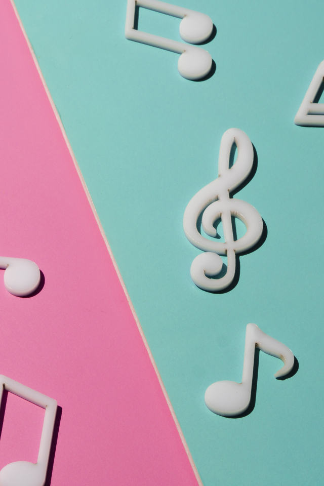 Розовый и голубой фон с нотами