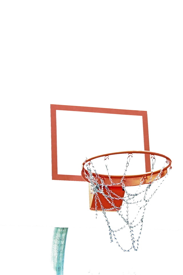 Баскетбольное кольцо с цепями на белом фоне