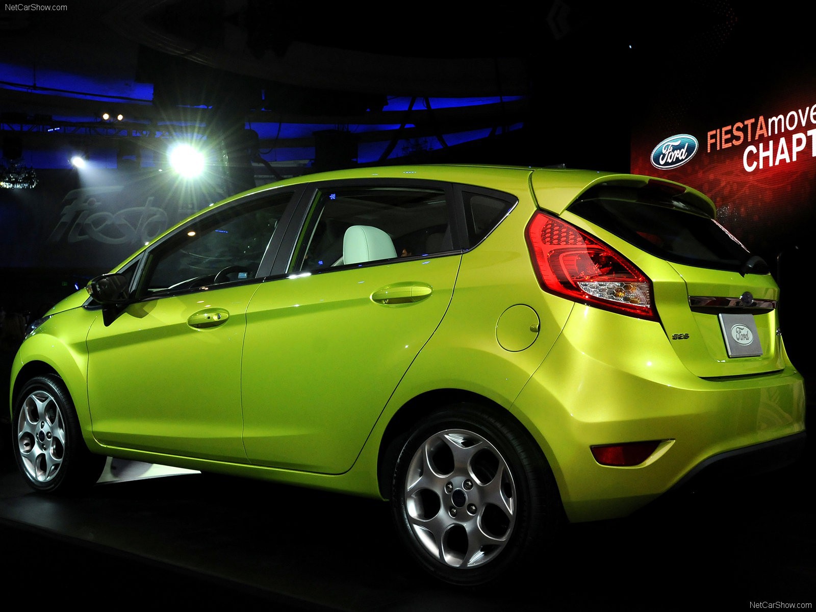 Yellow snowflake ford fiesta #5