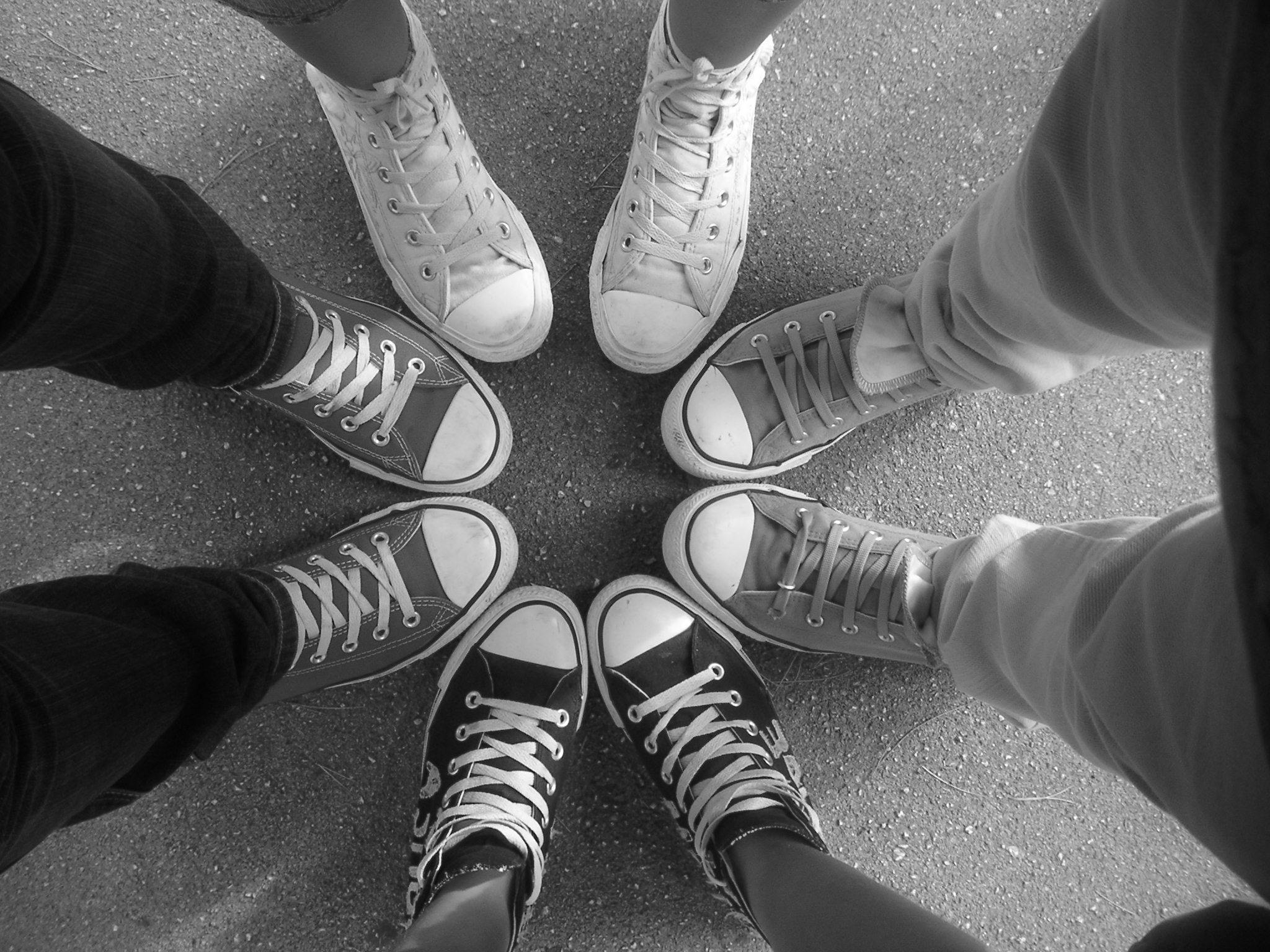Converse shoe circle wallpapers and 