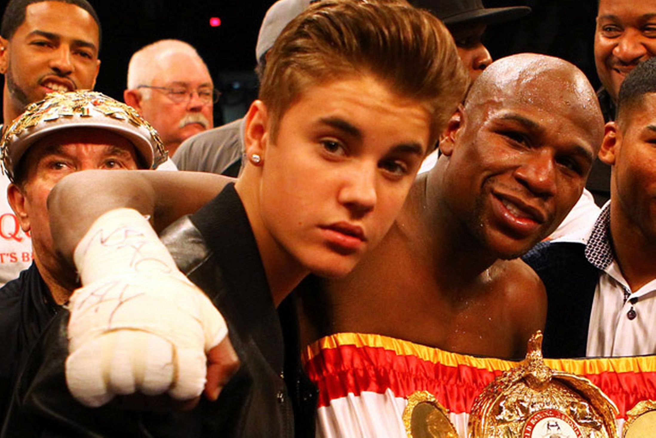 Флойд Мэйуэзер-младший и Джастин Бибер - обои для рабочего стола ...