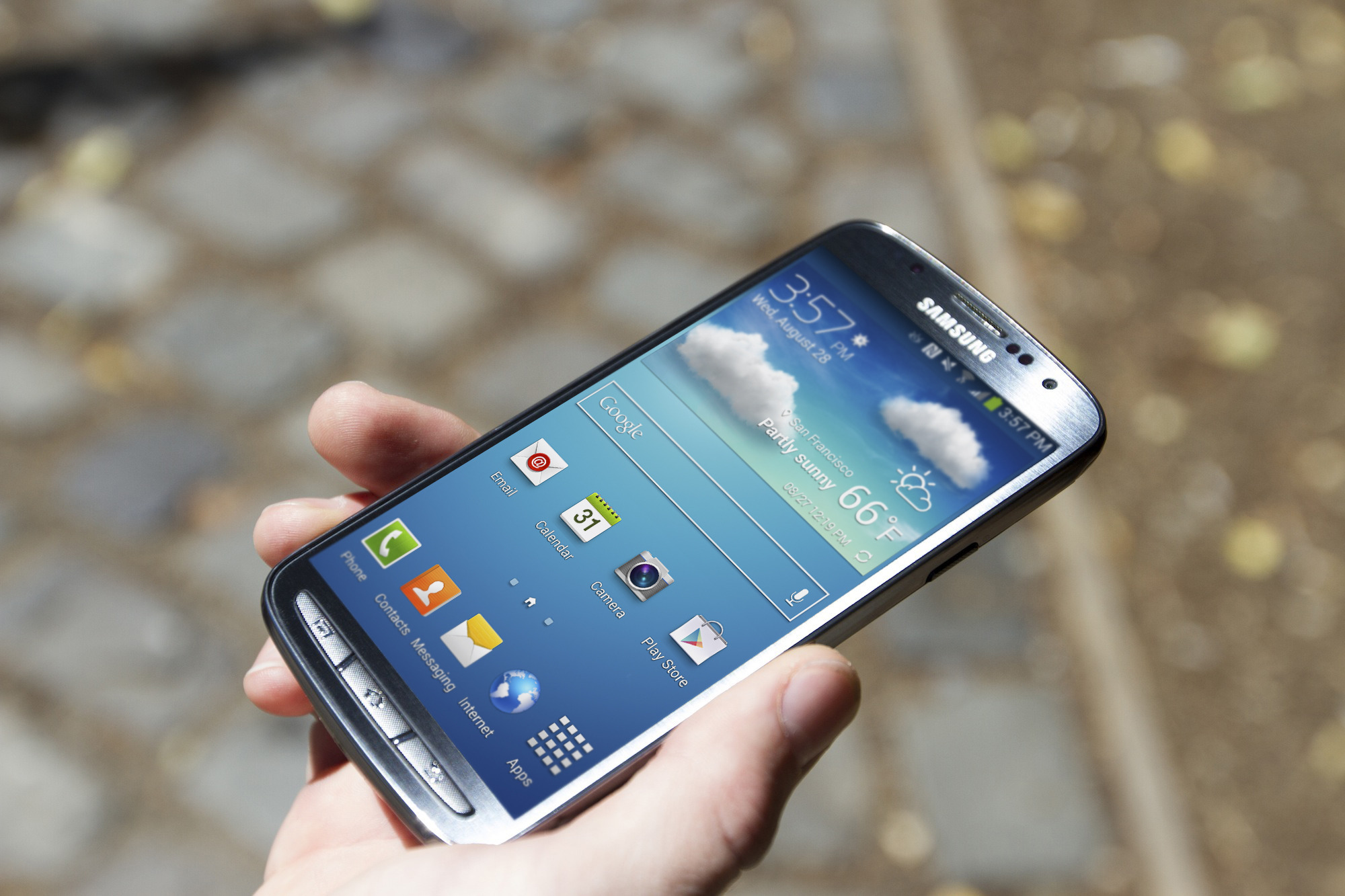 Новые телефоны самсунг фото. Самсунг галакси с4. Samsung s4 Active gt i9295. Samsung Galaxy s4 Active. Самсунг ф 4.