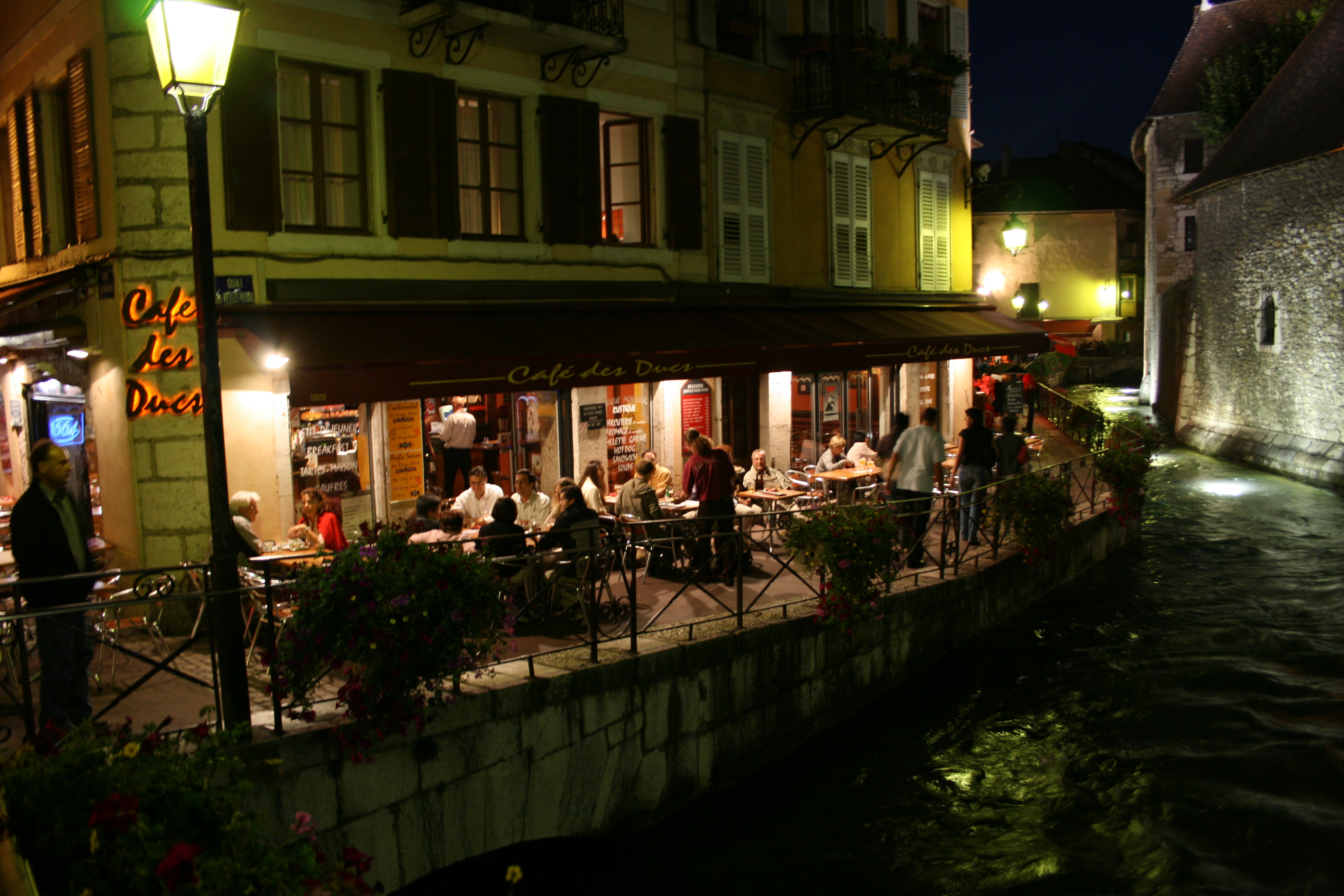 The Latin Quarter in Paris. Love it! Paris cafe, Paris restaurants, Paris travel