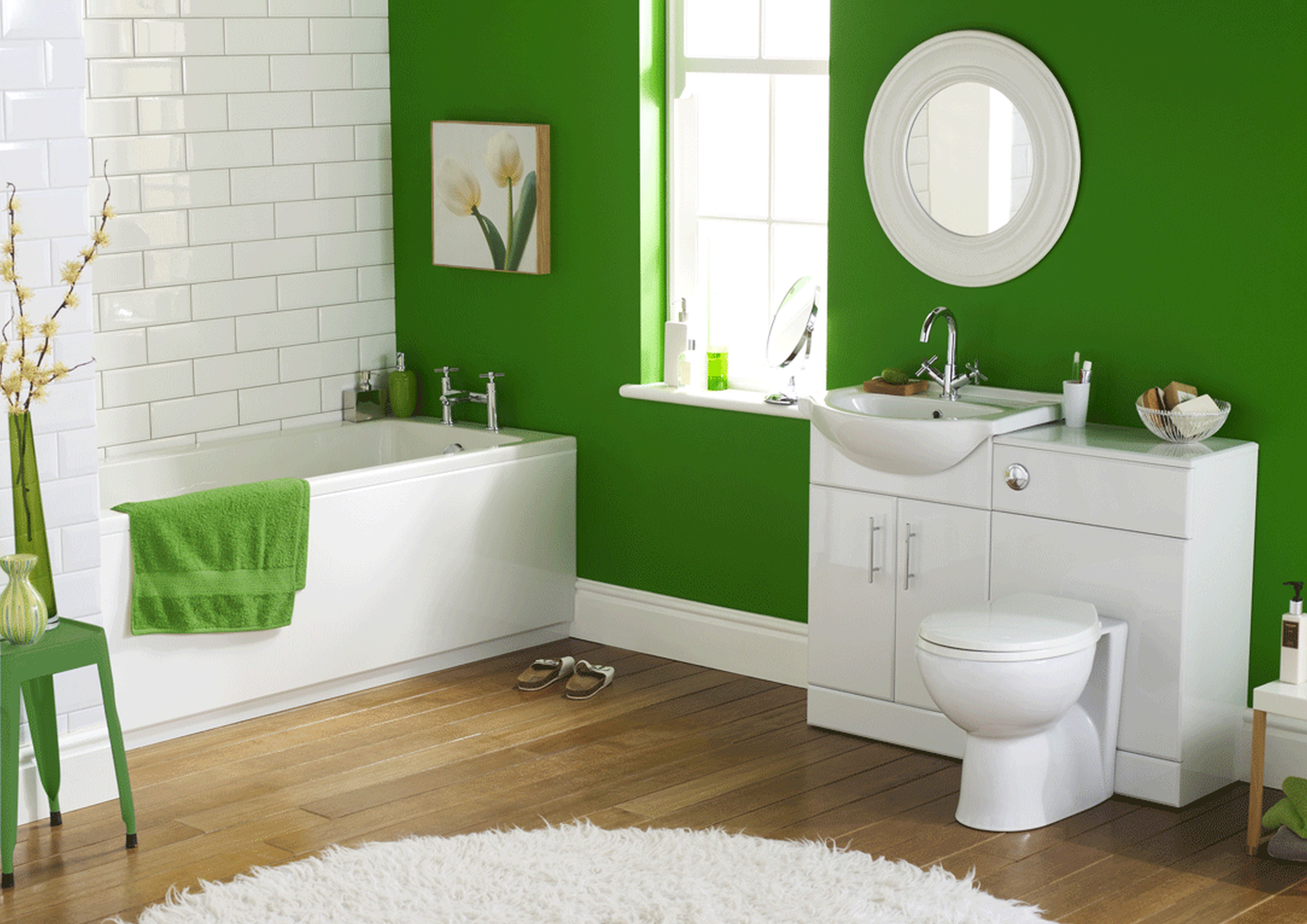 Ванной комнаты распродажа. Салатовая ванная. Бело зеленая ванная комната. Ванная в салатовом цвете. Ванная комната в зеленом цвете.