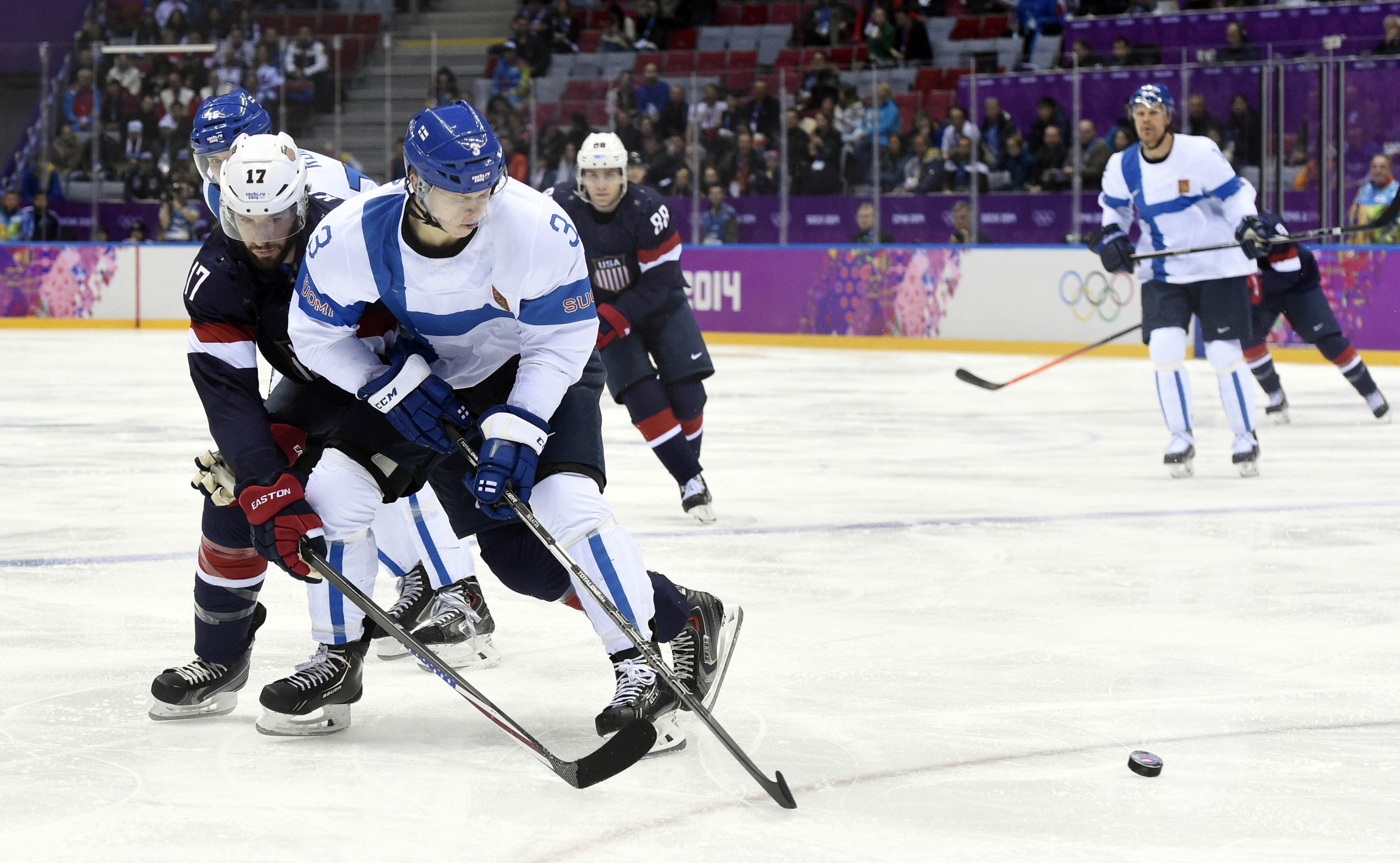 Zastaki.com - Обладатели бронзовой медали Финские хоккеисты