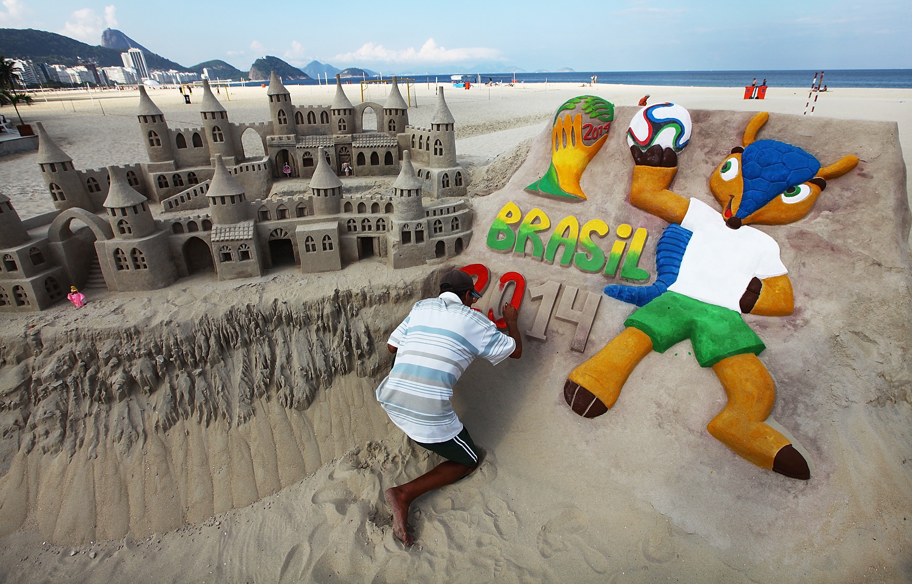 Zastaki.com - Песчаные замки на Чемпионате мира по футболу в Бразилии 2014