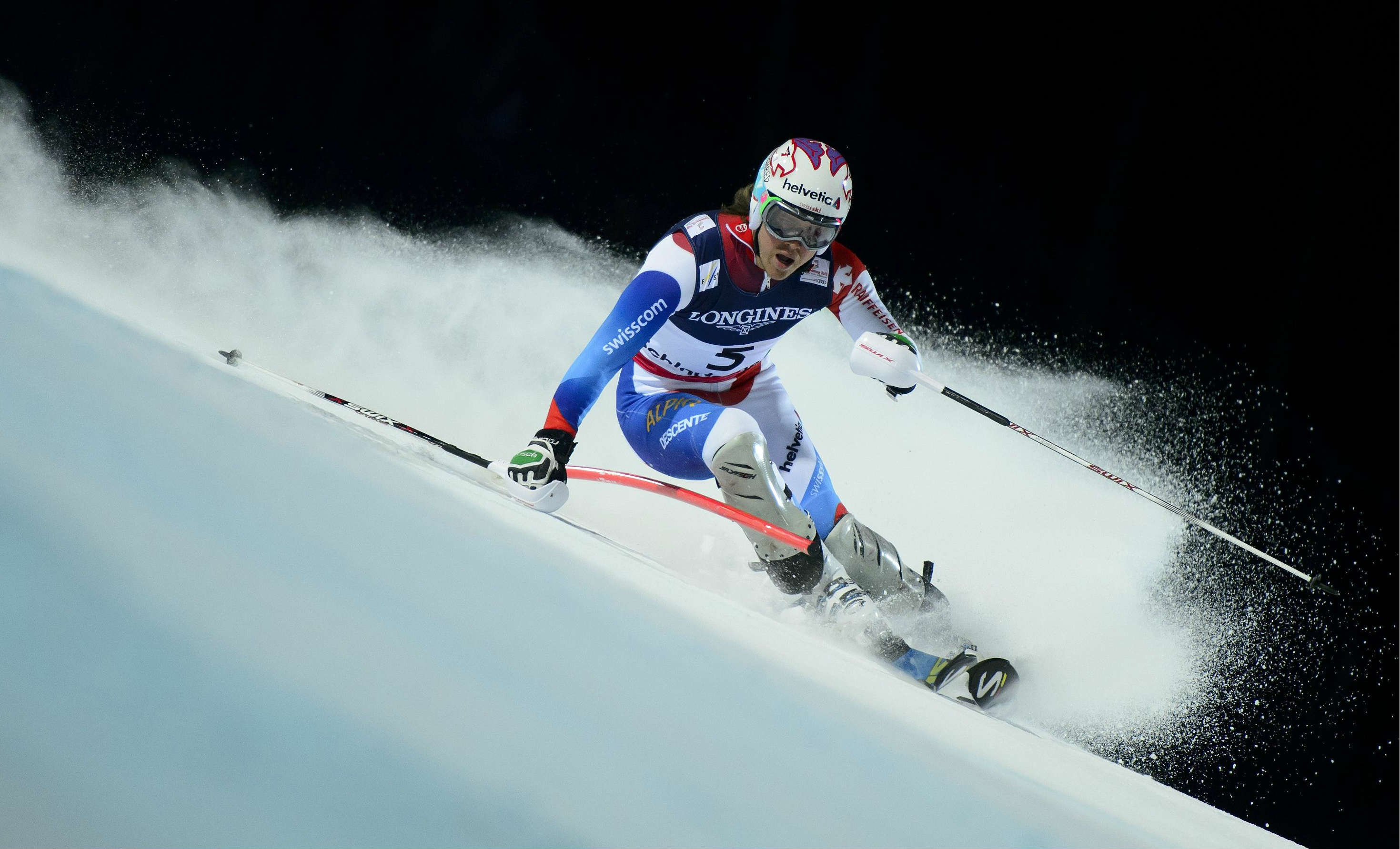 Легковой лыжник. Лыжник. Лыжник картинка. Спринтер горнолыжник. Swiss skier.