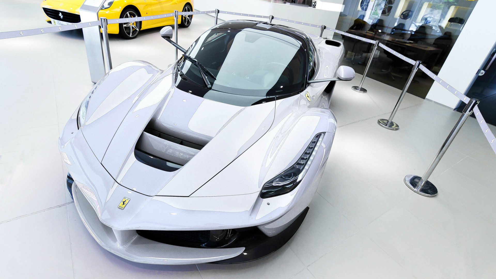 White Car Ferrari Laferrari Wallpapers And Images Wallpapers Pictures Photos